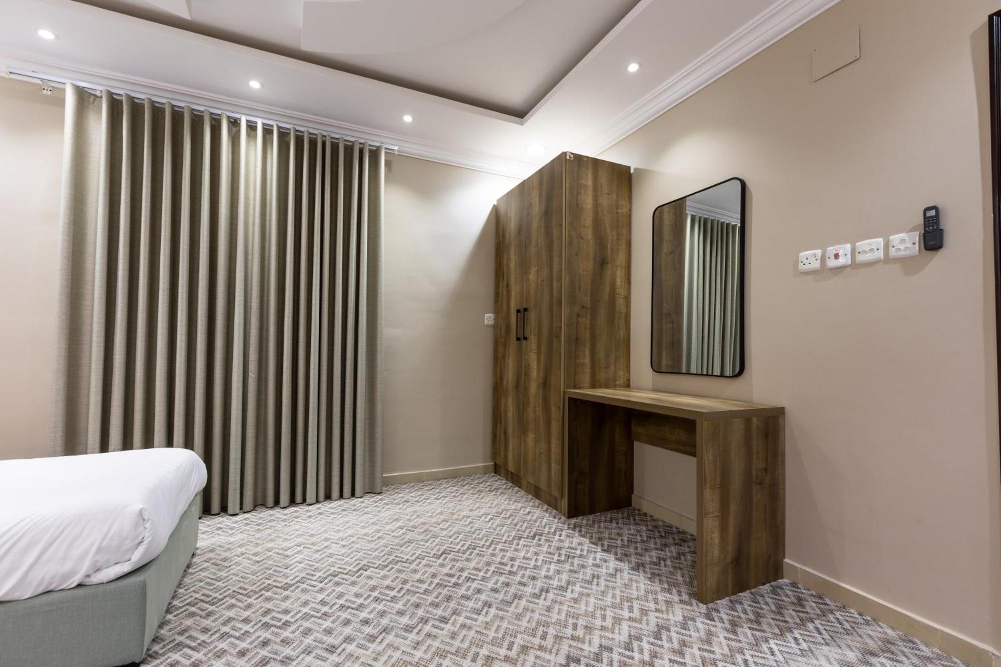 Al-Jamwaut A - Nozol Noor 5 Apartment Medina ภายนอก รูปภาพ